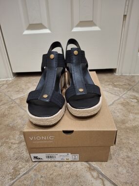 Vionic Black Espadrille Wedge Sandals